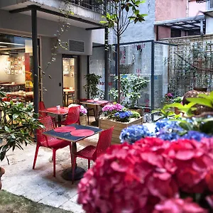 Nuru Ziya Hotel